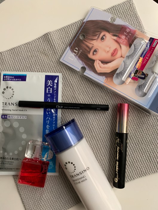 260E7EDA-BA93-4FF4-A14A-641A1C90FAAF